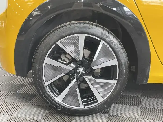 PEUGEOT 208 ELECTRIQUE II - voiture d'occasion - Photo 22