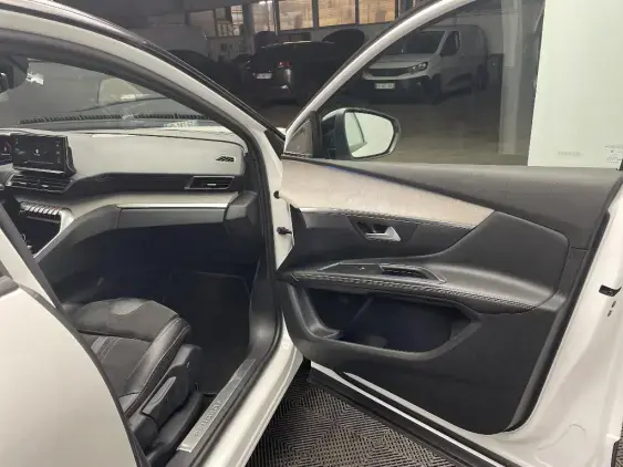PEUGEOT 5008 II - voiture d'occasion - Photo 18