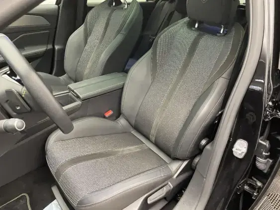 PEUGEOT 308 III - voiture d'occasion - Photo 18