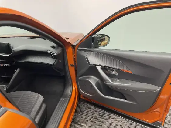 PEUGEOT 2008 - voiture d'occasion - Photo 19