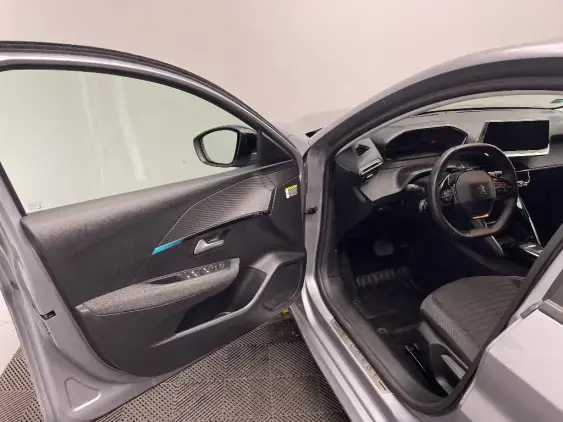 PEUGEOT 208 ELECTRIQUE II - voiture d'occasion - Photo 17