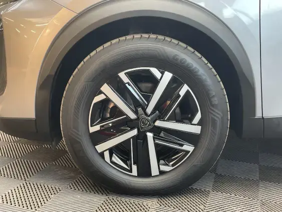 PEUGEOT 2008 II - voiture d'occasion - Photo 19