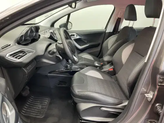 PEUGEOT 2008 - voiture d'occasion - Photo 17