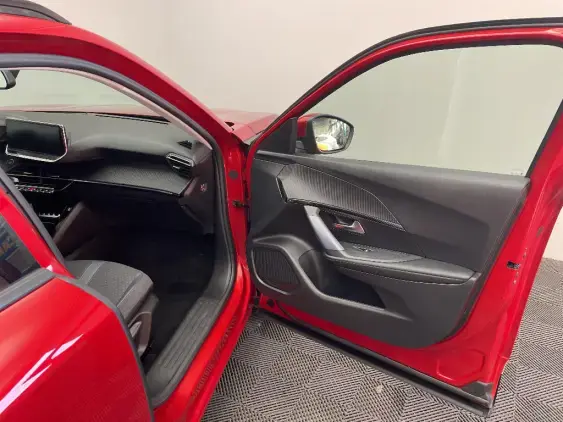 PEUGEOT 2008 II - voiture d'occasion - Photo 18