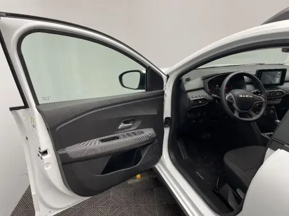 DACIA SANDERO III - voiture d'occasion - Photo 17