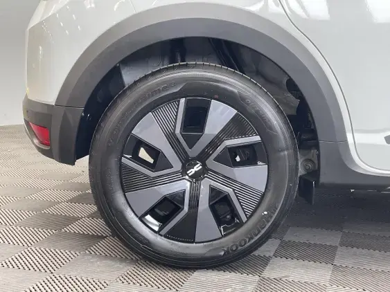 DACIA SANDERO III - voiture d'occasion - Photo 22