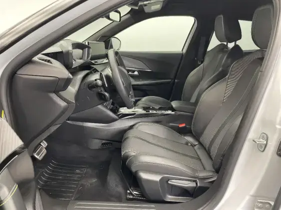 PEUGEOT 2008 II - voiture d'occasion - Photo 16