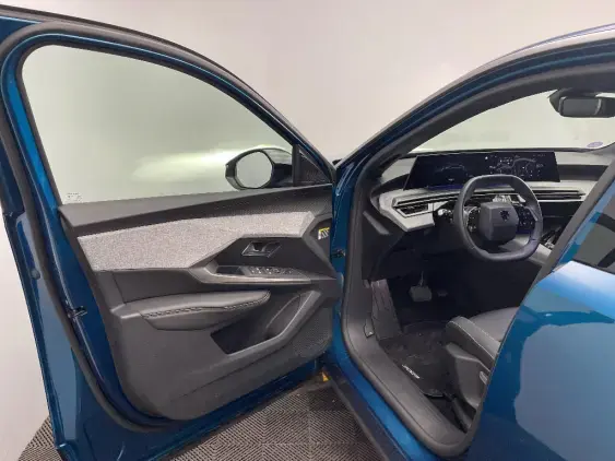 PEUGEOT 3008 III - voiture d'occasion - Photo 17