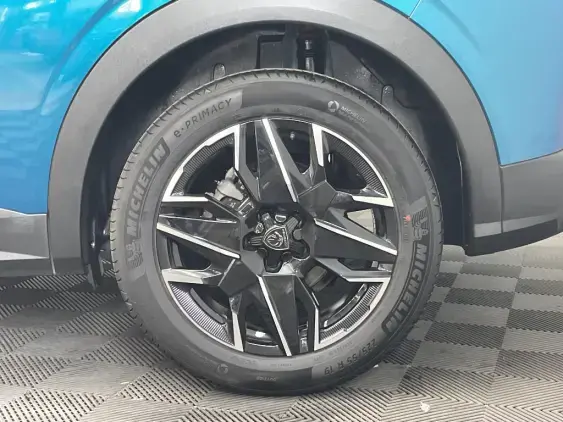 PEUGEOT 3008 III - voiture d'occasion - Photo 21