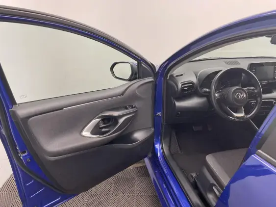 TOYOTA YARIS IV - voiture d'occasion - Photo 17