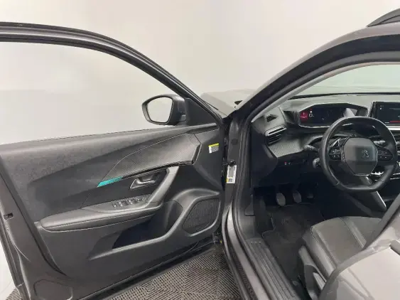 PEUGEOT 2008 - voiture d'occasion - Photo 17