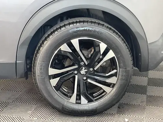 PEUGEOT 2008 - voiture d'occasion - Photo 21