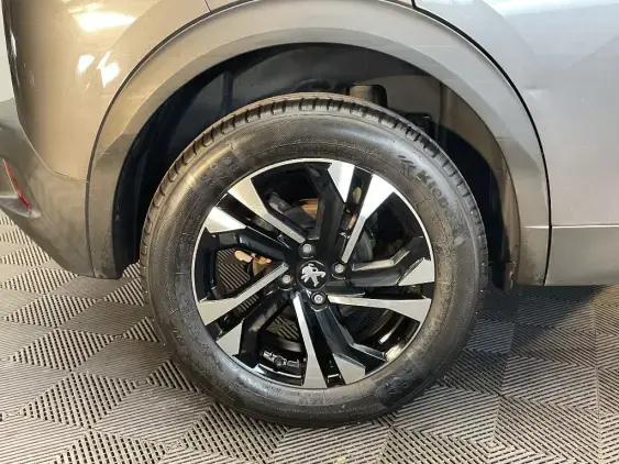 PEUGEOT 2008 - voiture d'occasion - Photo 22