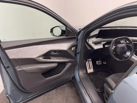 PEUGEOT 3008 III - voiture d'occasion - Photo 17