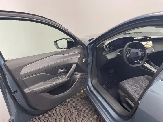 PEUGEOT 308 III - voiture d'occasion - Photo 17