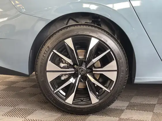 PEUGEOT 308 III - voiture d'occasion - Photo 22