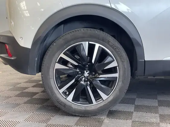 PEUGEOT 2008 II - voiture d'occasion - Photo 22