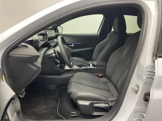 PEUGEOT 208 II - voiture d'occasion - Photo 16