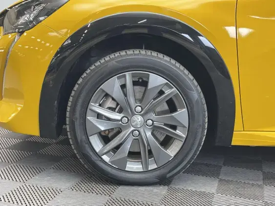 PEUGEOT 208 ELECTRIQUE II - voiture d'occasion - Photo 20