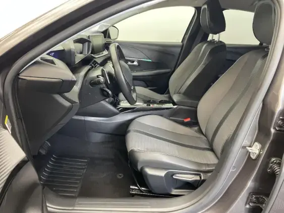 PEUGEOT 208 II - voiture d'occasion - Photo 16