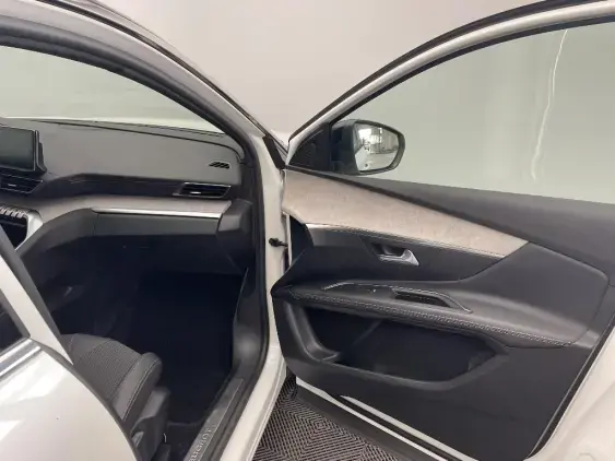 PEUGEOT 3008 II - voiture d'occasion - Photo 18