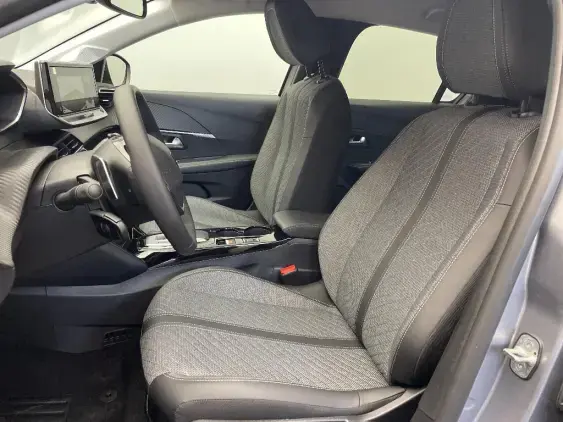 PEUGEOT 208 II - voiture d'occasion - Photo 16