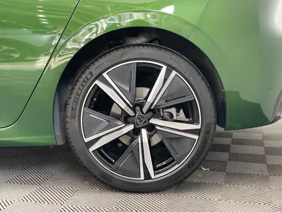 PEUGEOT 308 III - voiture d'occasion - Photo 21