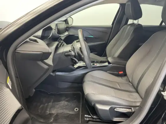 PEUGEOT 208 II - voiture d'occasion - Photo 17