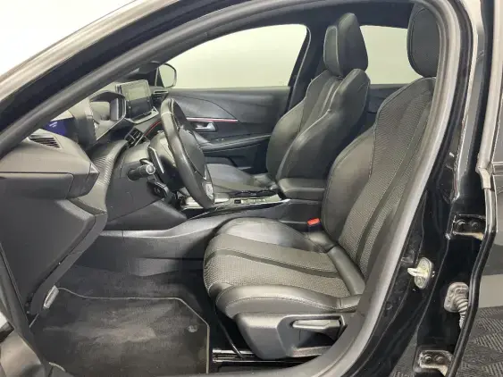 PEUGEOT 208 II - voiture d'occasion - Photo 17