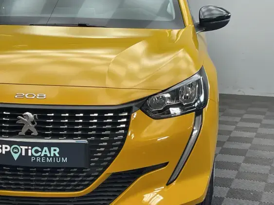PEUGEOT 208 II - voiture d'occasion - Photo 19