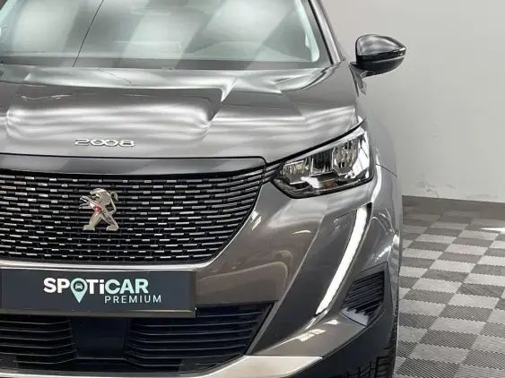 PEUGEOT 2008 II - voiture d'occasion - Photo 19