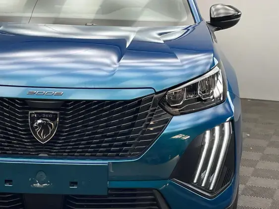 PEUGEOT 2008 II - voiture d'occasion - Photo 19