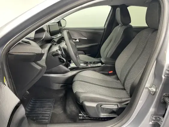 PEUGEOT 208 II - voiture d'occasion - Photo 16