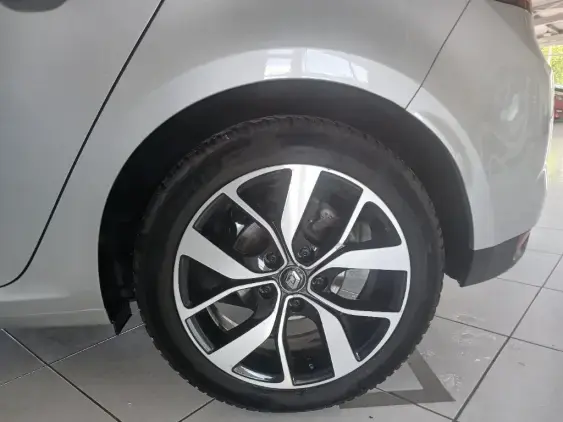 RENAULT MEGANE IV - voiture d'occasion - Photo 23