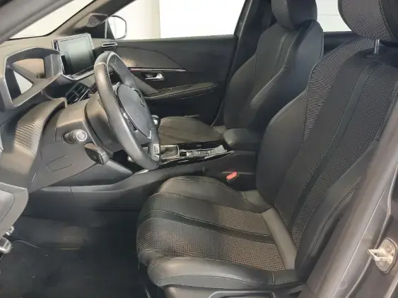 PEUGEOT 208 II - voiture d'occasion - Photo 18
