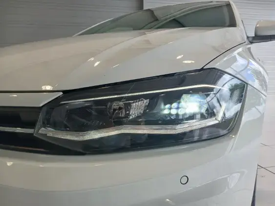 VOLKSWAGEN POLO VI - voiture d'occasion - Photo 22