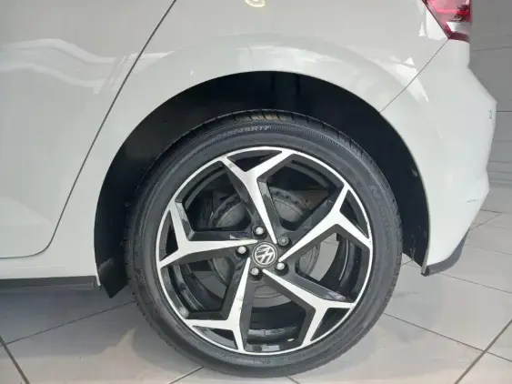 VOLKSWAGEN POLO VI - voiture d'occasion - Photo 24