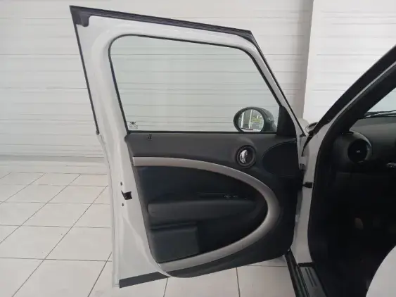 MINI COUNTRYMAN R60 - voiture d'occasion - Photo 17