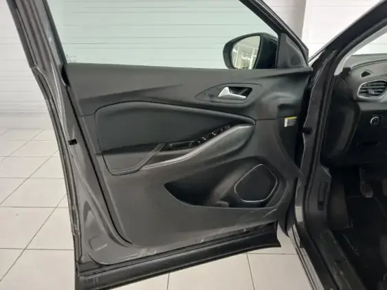 OPEL GRANDLAND X - voiture d'occasion - Photo 19