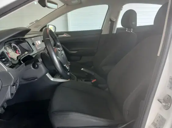 VOLKSWAGEN POLO V - voiture d'occasion - Photo 18