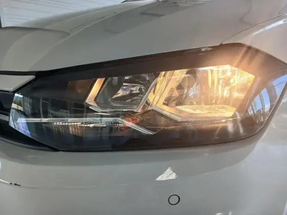 VOLKSWAGEN POLO V - voiture d'occasion - Photo 22