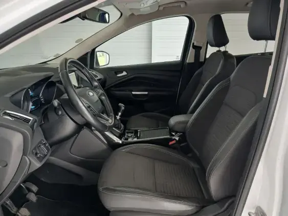 FORD KUGA II - voiture d'occasion - Photo 18