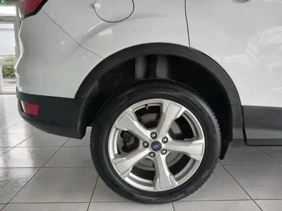 FORD KUGA II - voiture d'occasion - Photo 25