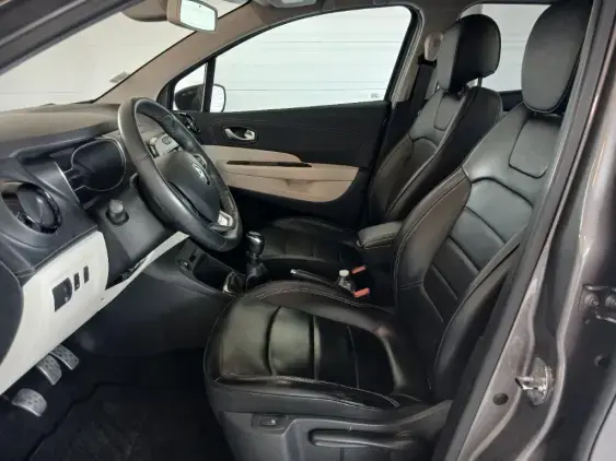 RENAULT CAPTUR - voiture d'occasion - Photo 17