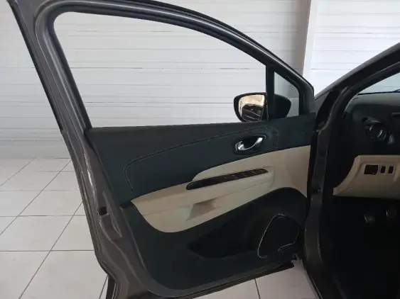 RENAULT CAPTUR - voiture d'occasion - Photo 18