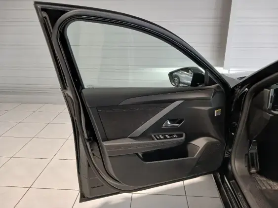 OPEL ASTRA L - voiture d'occasion - Photo 15