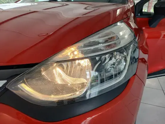 RENAULT CLIO IV - voiture d'occasion - Photo 16