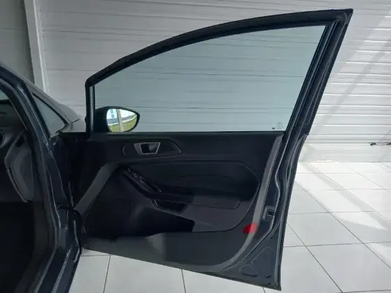 FORD FIESTA VI - voiture d'occasion - Photo 15