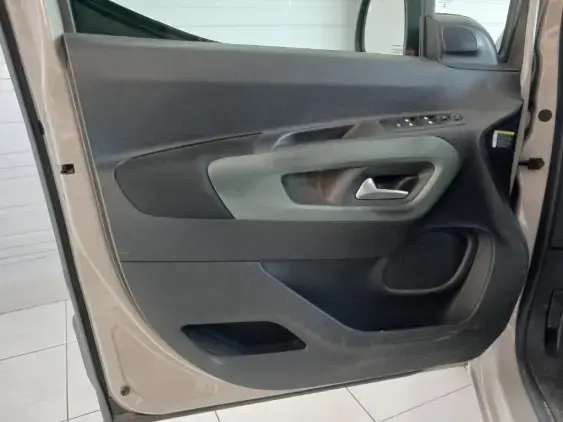 CITROEN BERLINGO III - voiture d'occasion - Photo 16