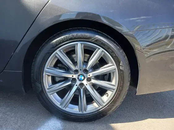 BMW SERIE 5 TOURING VI - voiture d'occasion - Photo 20